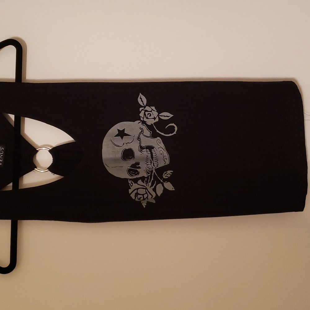 Skull tank medium